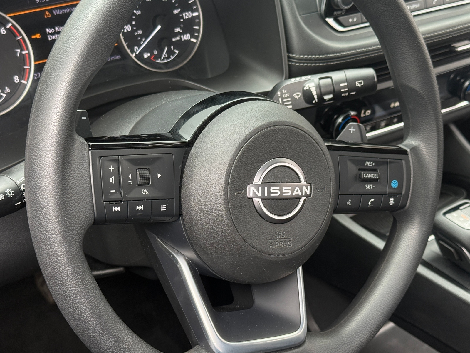 Thumbnail: 2023 Nissan Rogue - 5