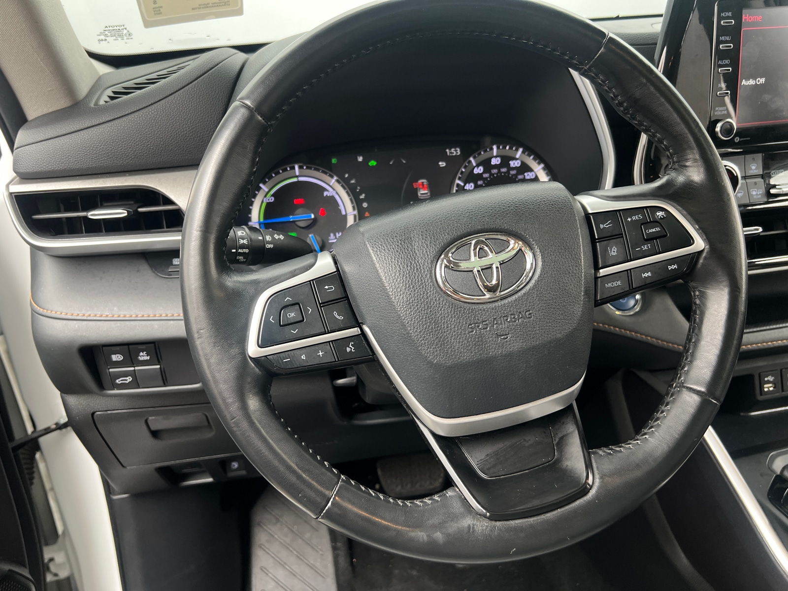 Thumbnail: 2022 Toyota Highlander - 4