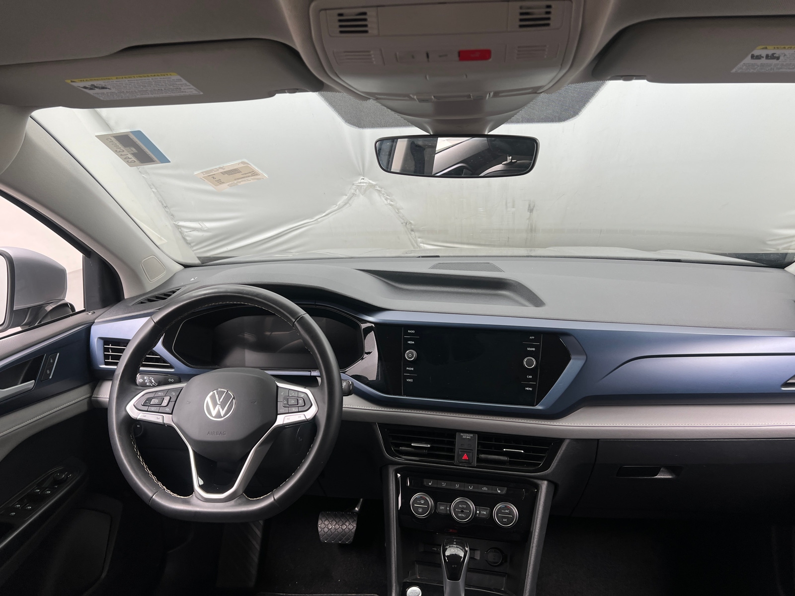 Thumbnail: 2024 Volkswagen Taos - 3