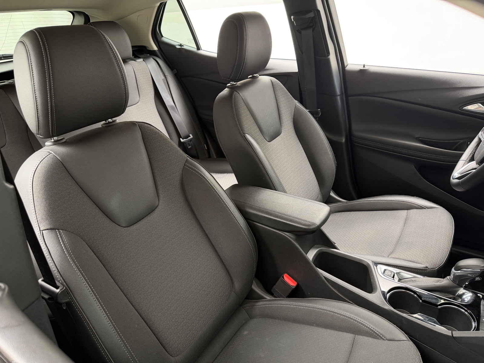 Thumbnail: 2025 Buick Encore GX - 2
