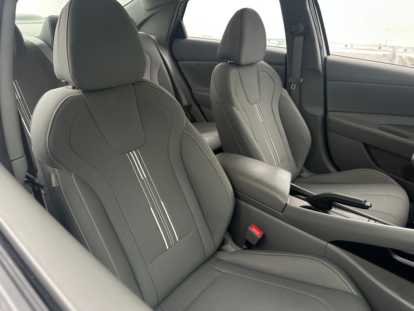 Thumbnail: 2023 Hyundai Elantra - 2