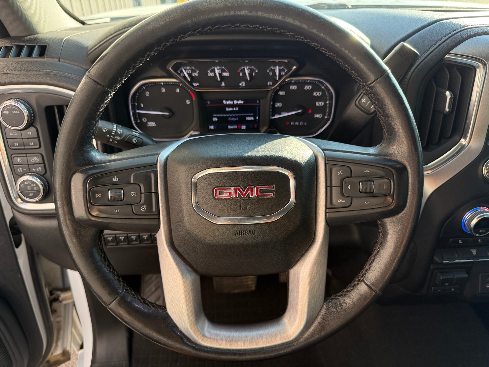 Thumbnail: 2022 GMC Sierra 3500 - 4