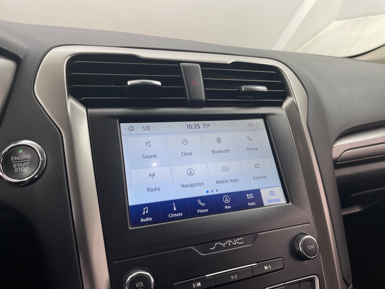 Thumbnail: 2020 Ford Fusion - 4