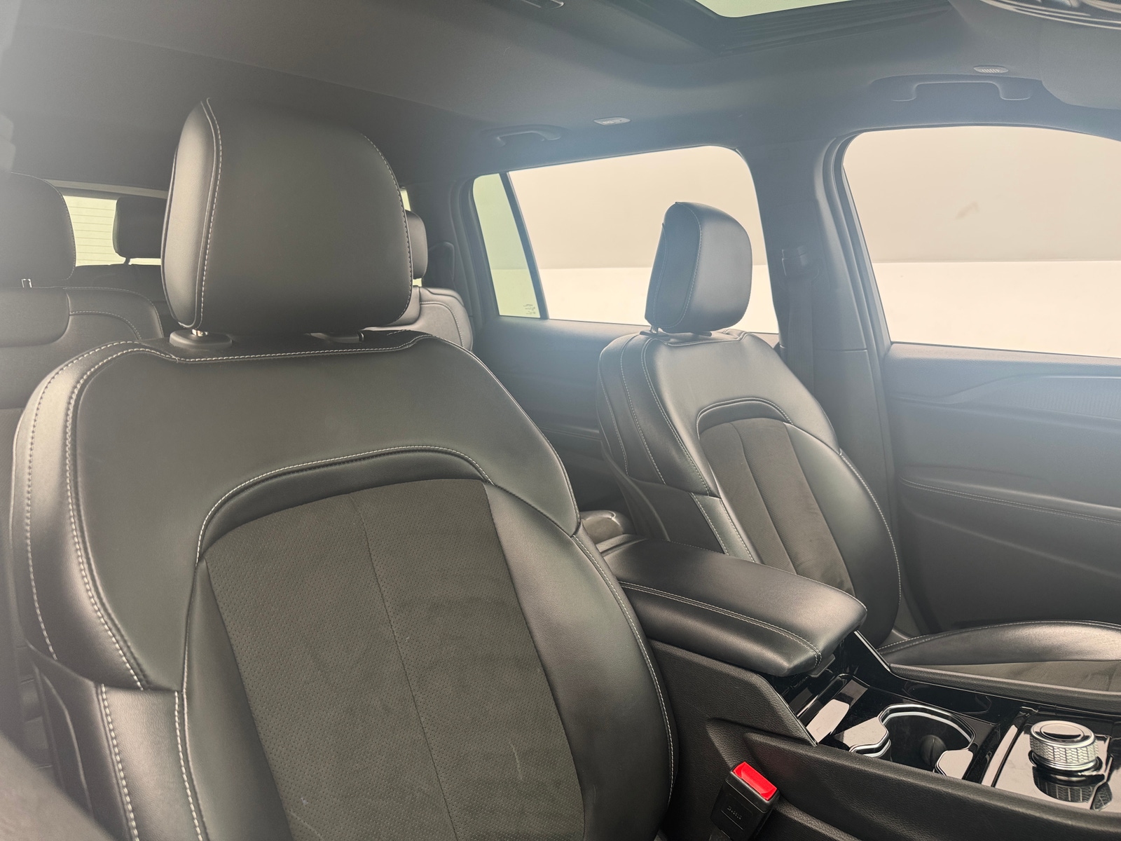 Thumbnail: 2023 Jeep Grand Cherokee L - 2