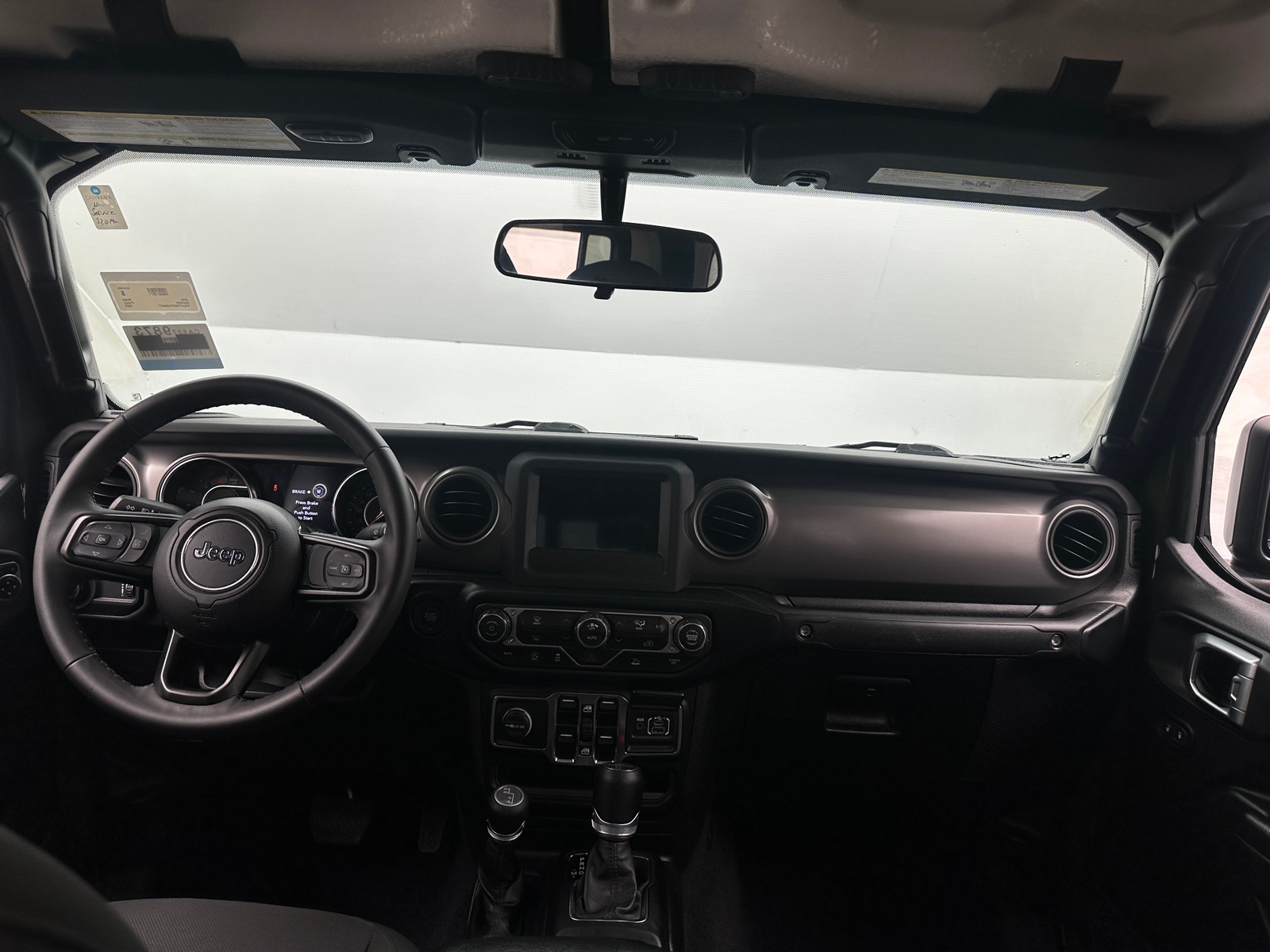 Thumbnail: 2023 Jeep Gladiator - 3
