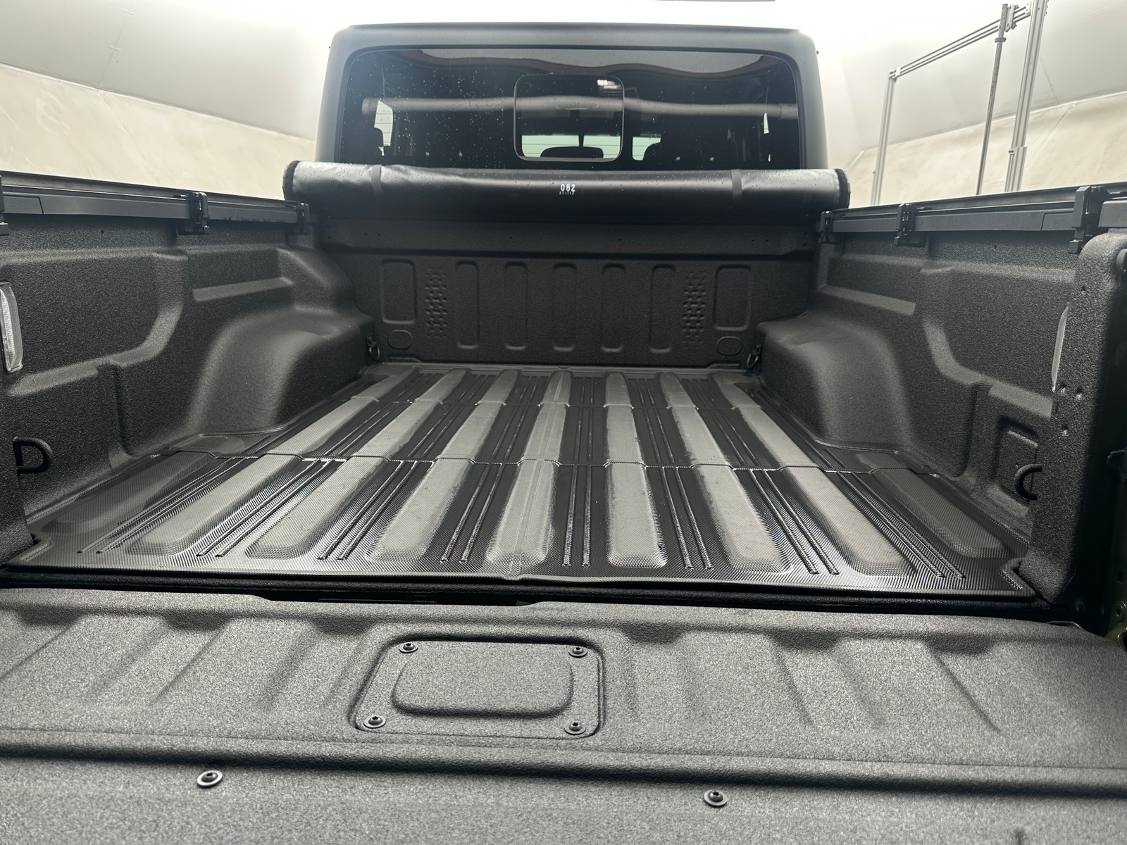 Thumbnail: 2023 Jeep Gladiator - 7