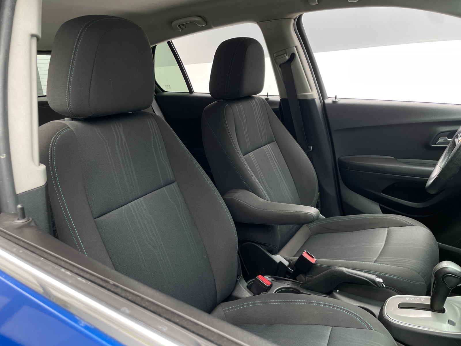 Thumbnail: 2016 Chevrolet Trax - 2
