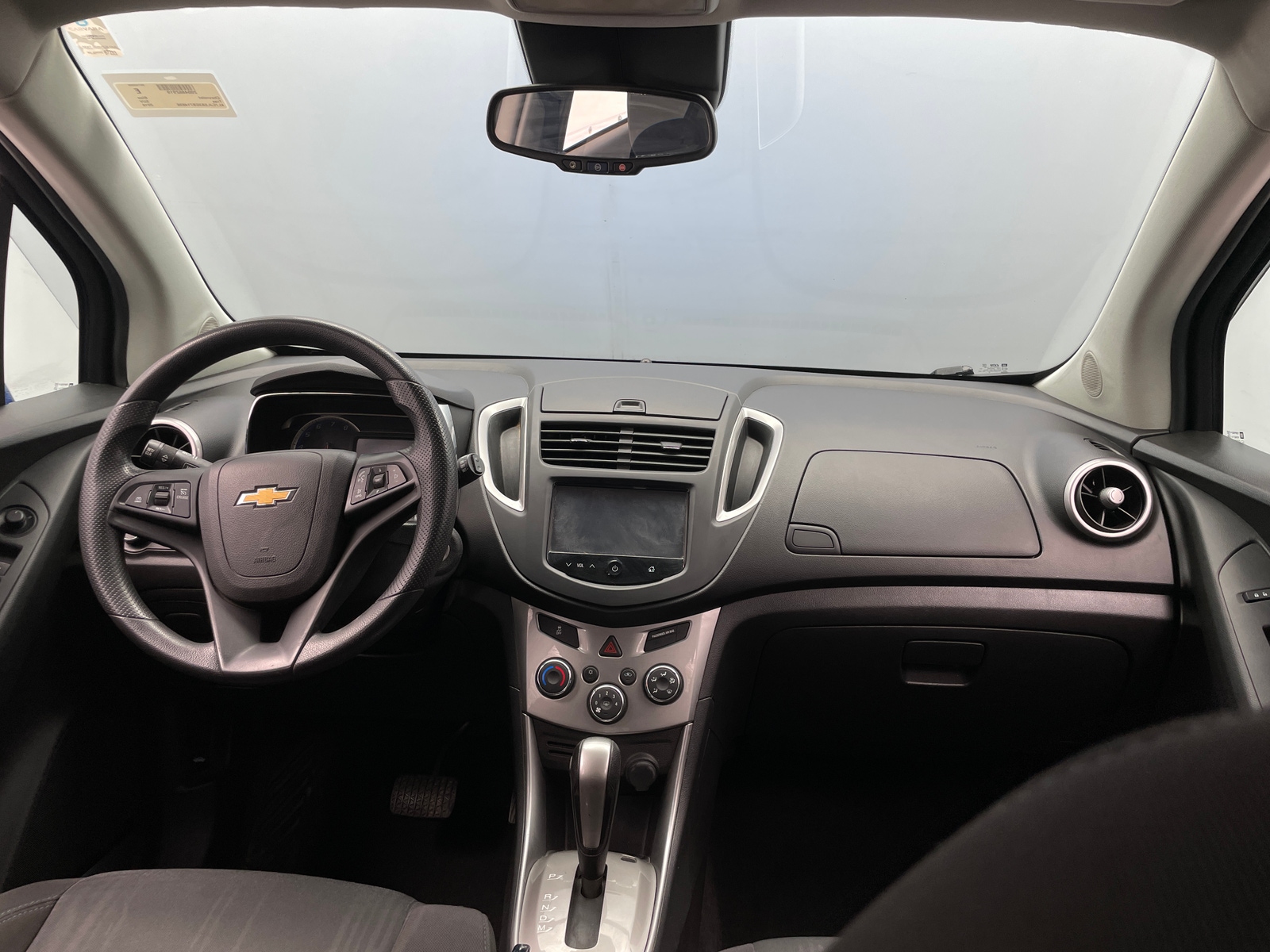 Thumbnail: 2016 Chevrolet Trax - 3