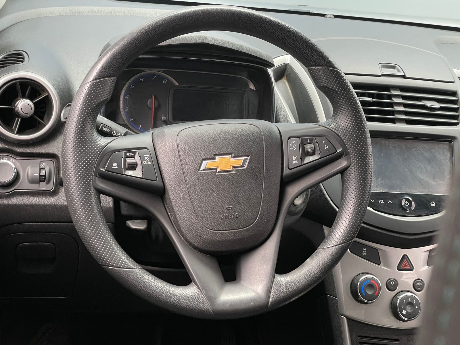 Thumbnail: 2016 Chevrolet Trax - 5