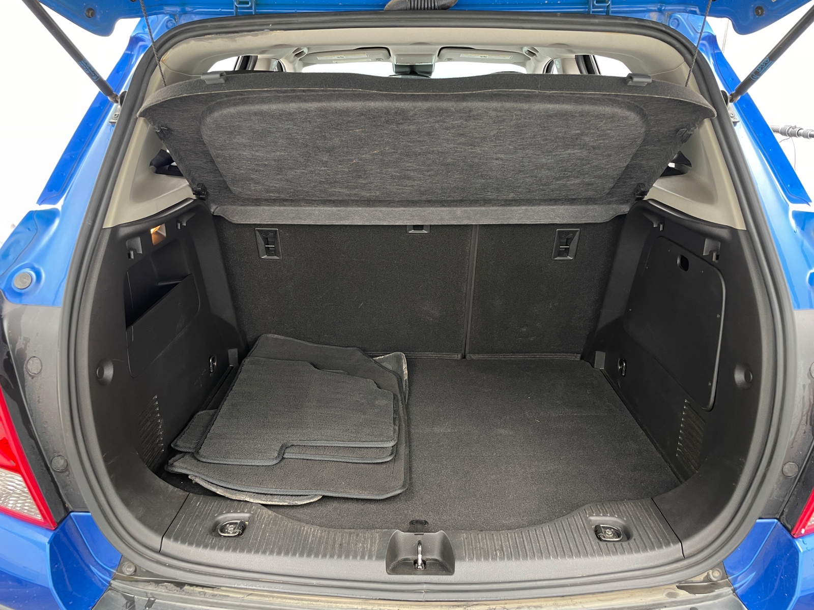 Thumbnail: 2016 Chevrolet Trax - 7