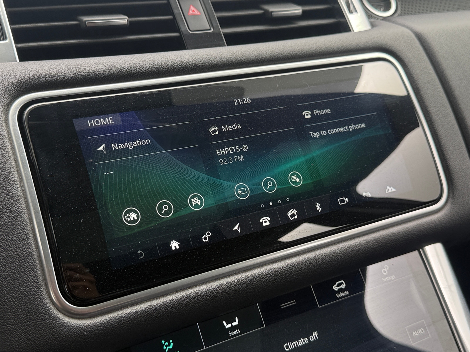 Thumbnail: 2018 Land Rover Range Rover Sport - 3