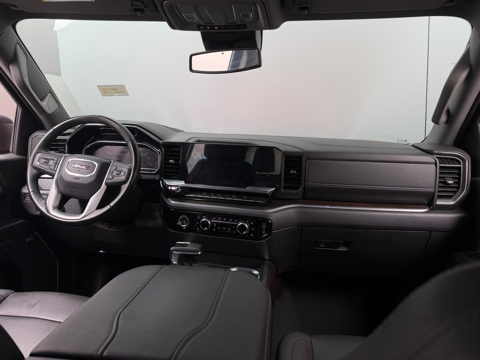 Thumbnail: 2023 GMC Sierra 1500 - 2
