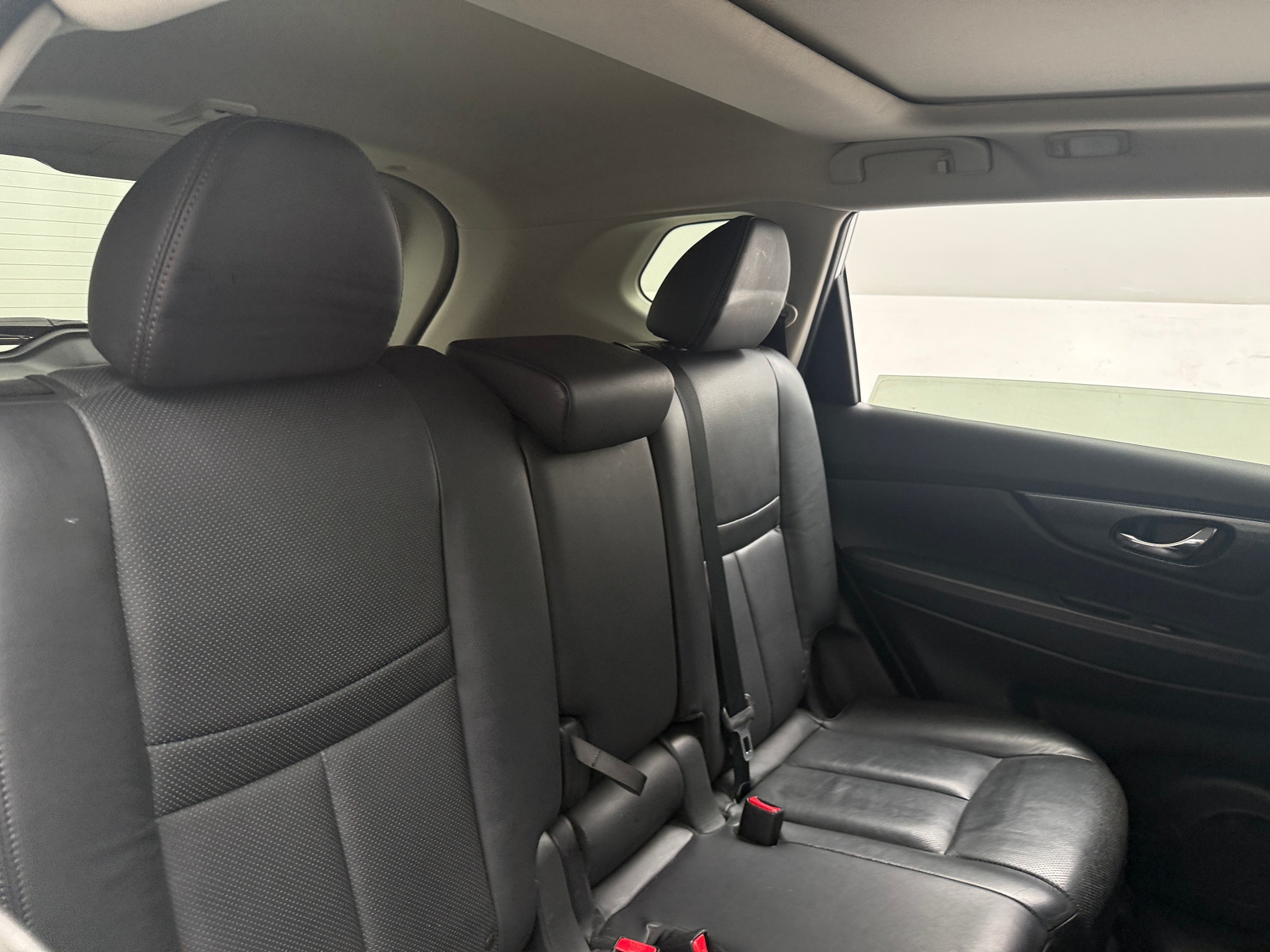 Thumbnail: 2015 Nissan Rogue - 5