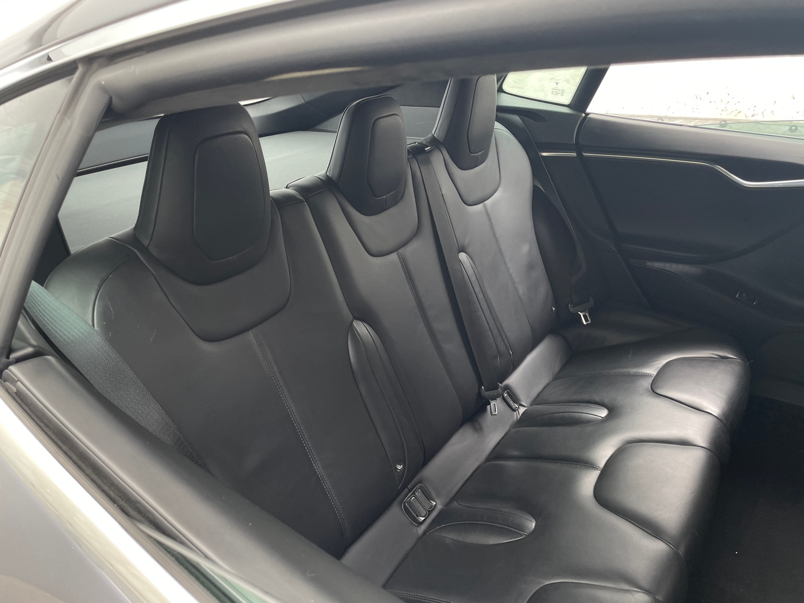 Thumbnail: 2016 Tesla Model S - 6