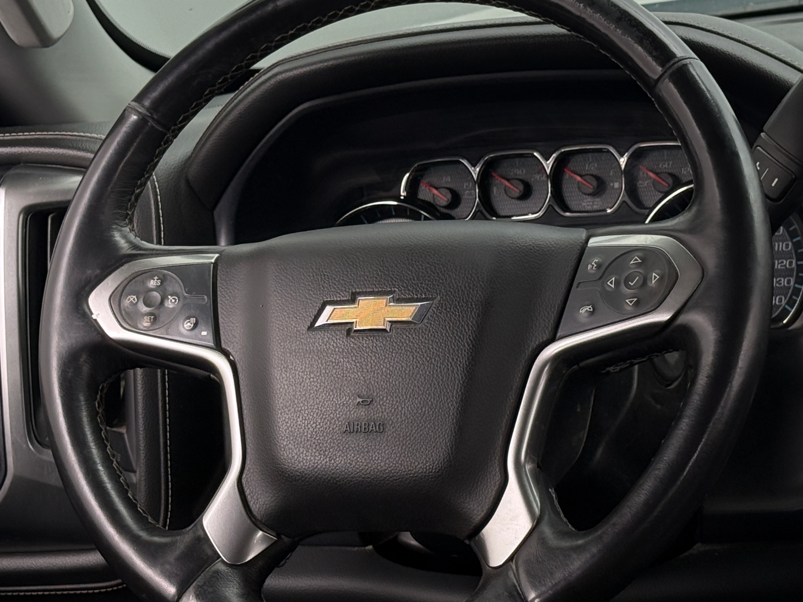 Thumbnail: 2017 Chevrolet Silverado 2500 - 4