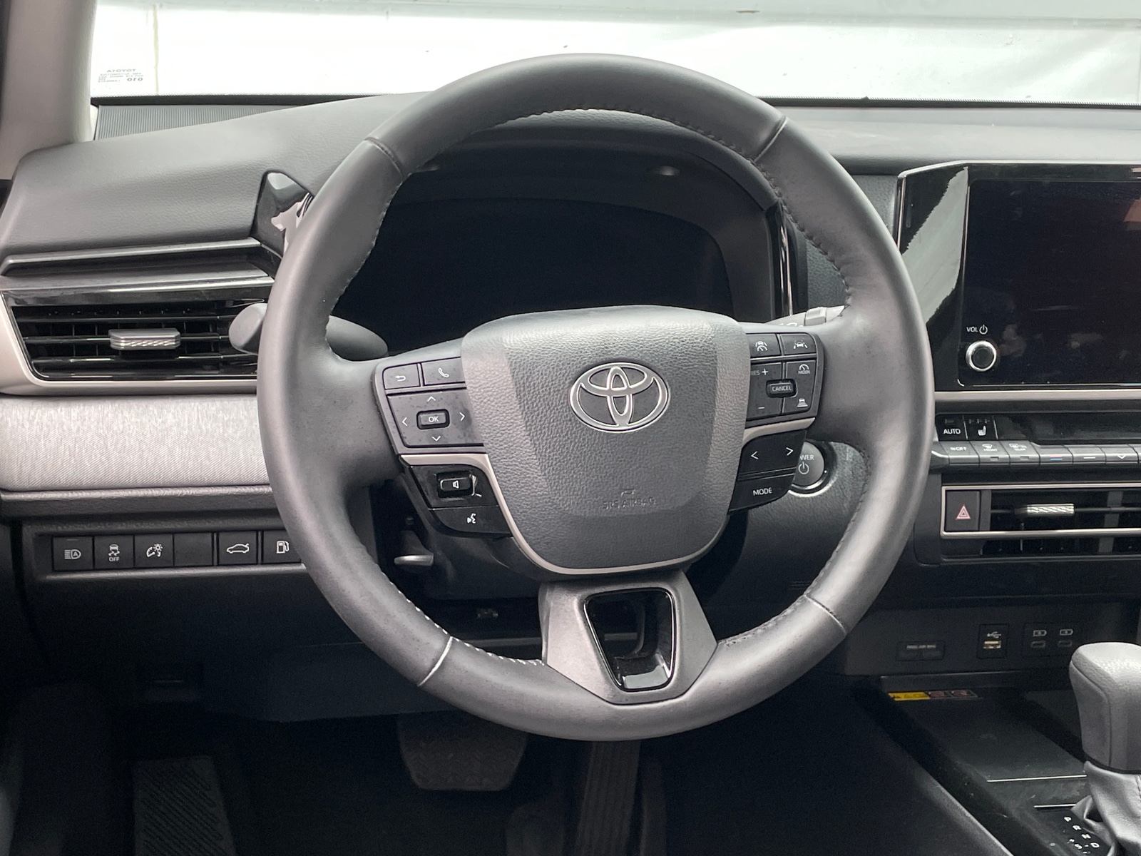Thumbnail: 2025 Toyota Camry - 5