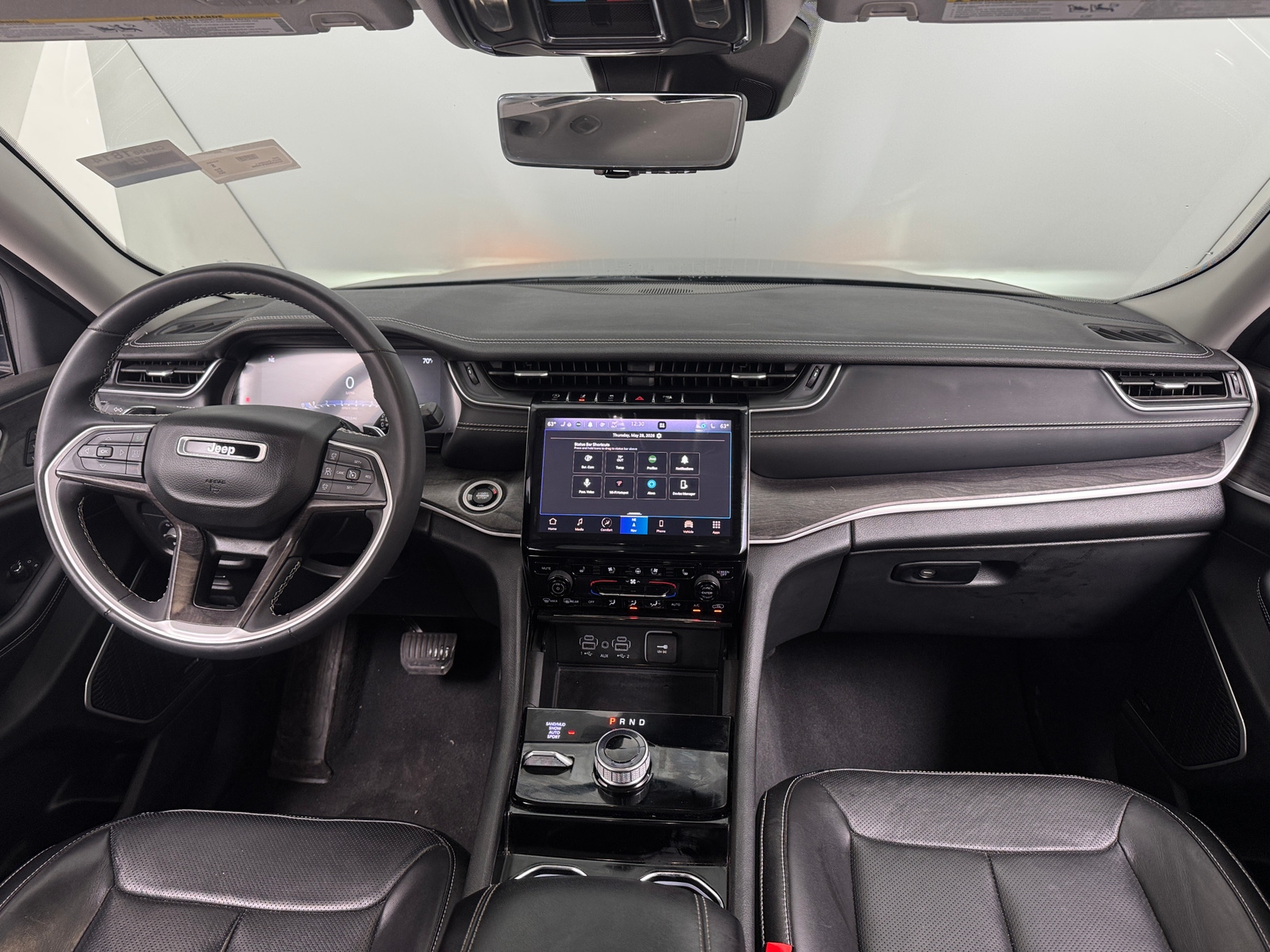 Thumbnail: 2023 Jeep Grand Cherokee L - 2