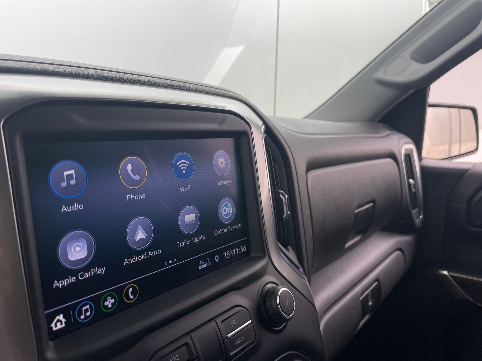 Thumbnail: 2019 Chevrolet Silverado 1500 - 4