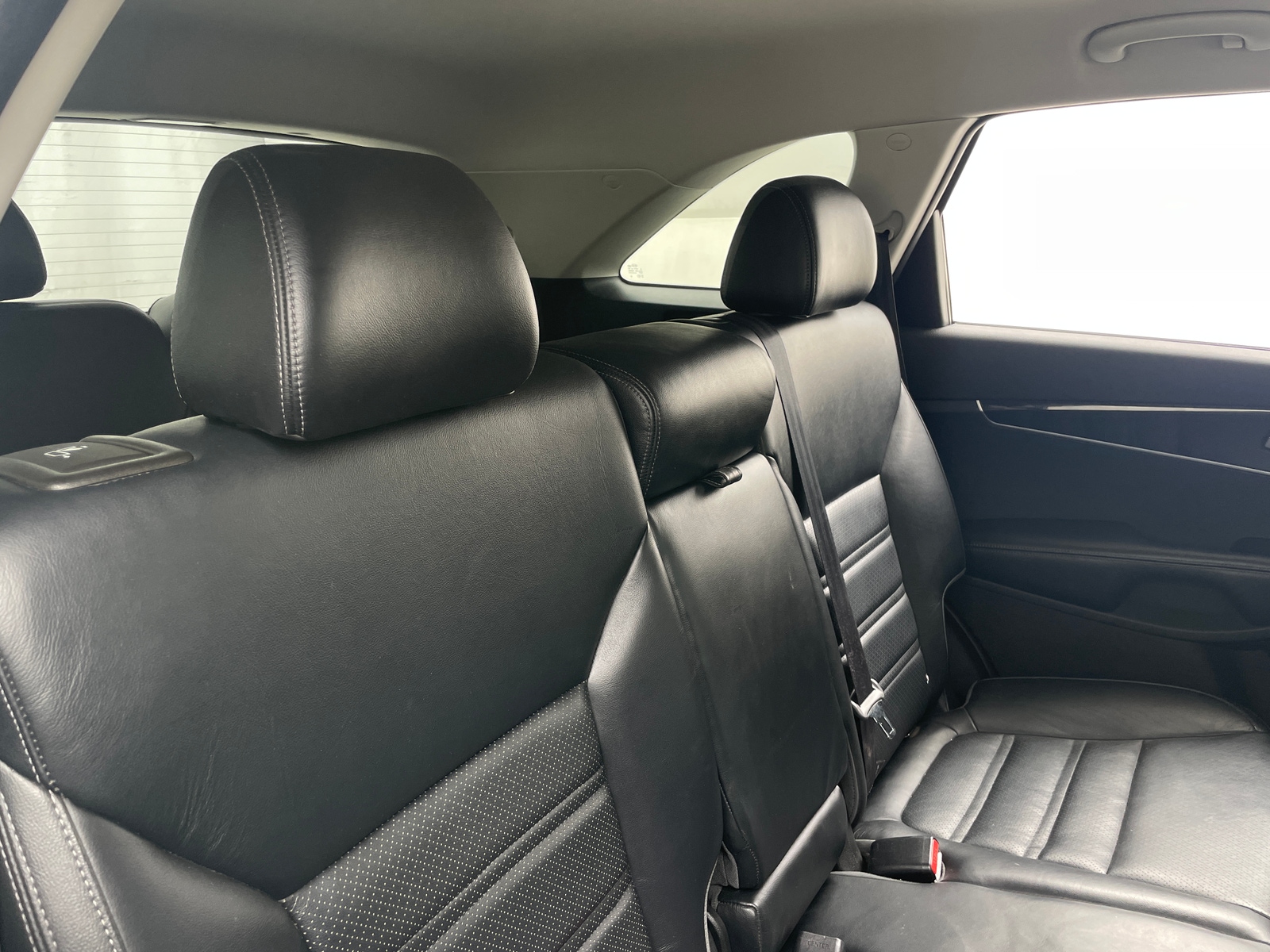 Thumbnail: 2016 Kia Sorento - 5