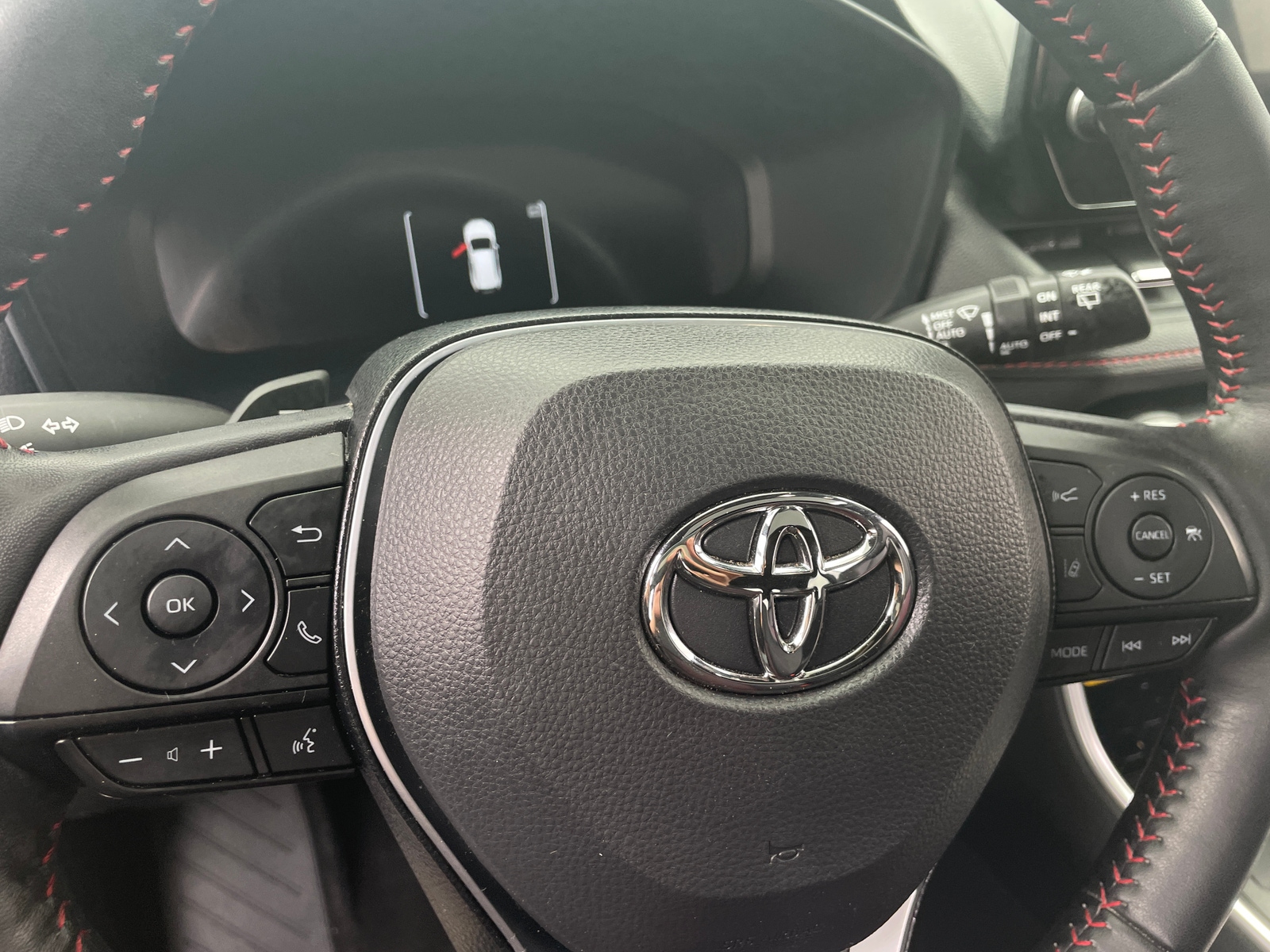 Thumbnail: 2024 Toyota RAV4 - 4