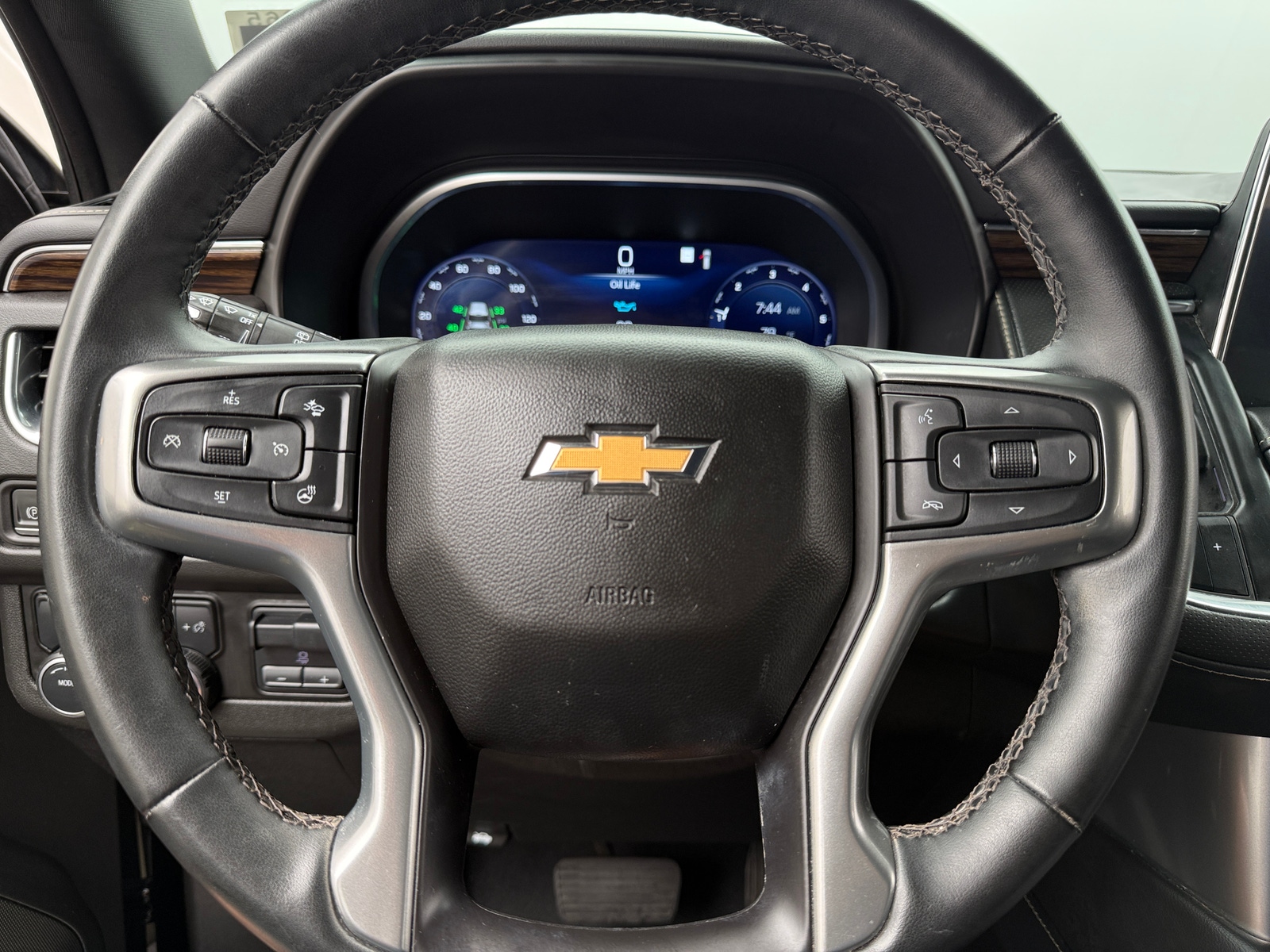 Thumbnail: 2023 Chevrolet Tahoe - 4