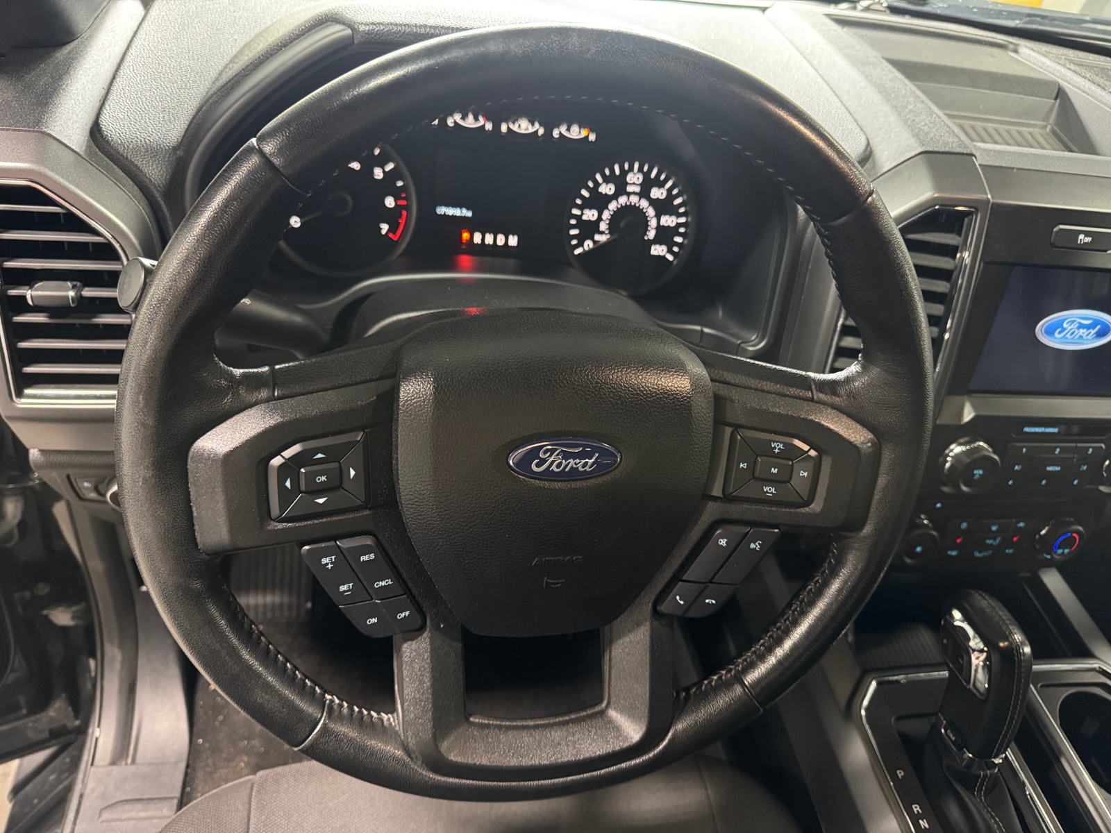 Thumbnail: 2018 Ford Econoline - 5