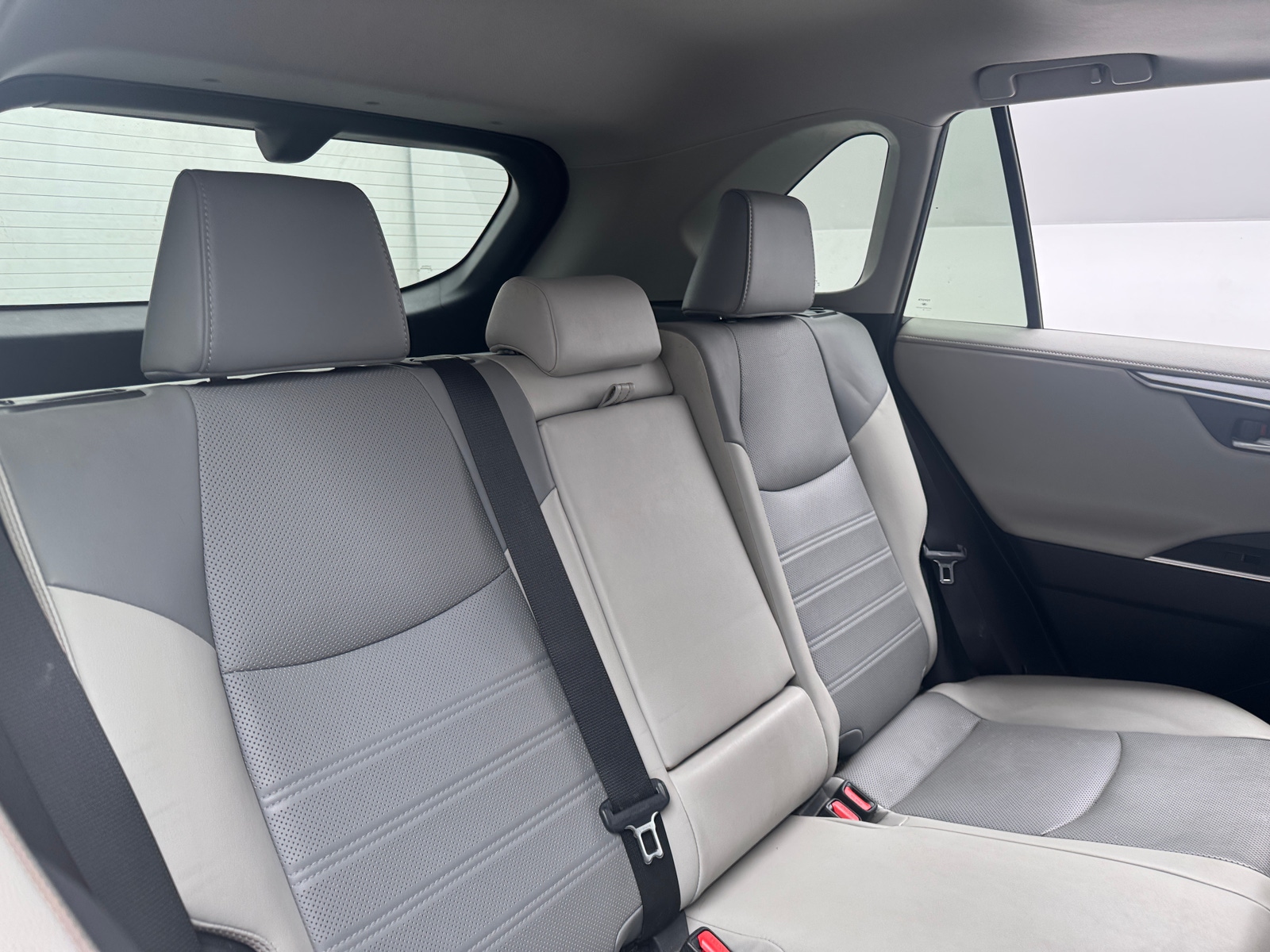 Thumbnail: 2019 Toyota RAV4 - 5