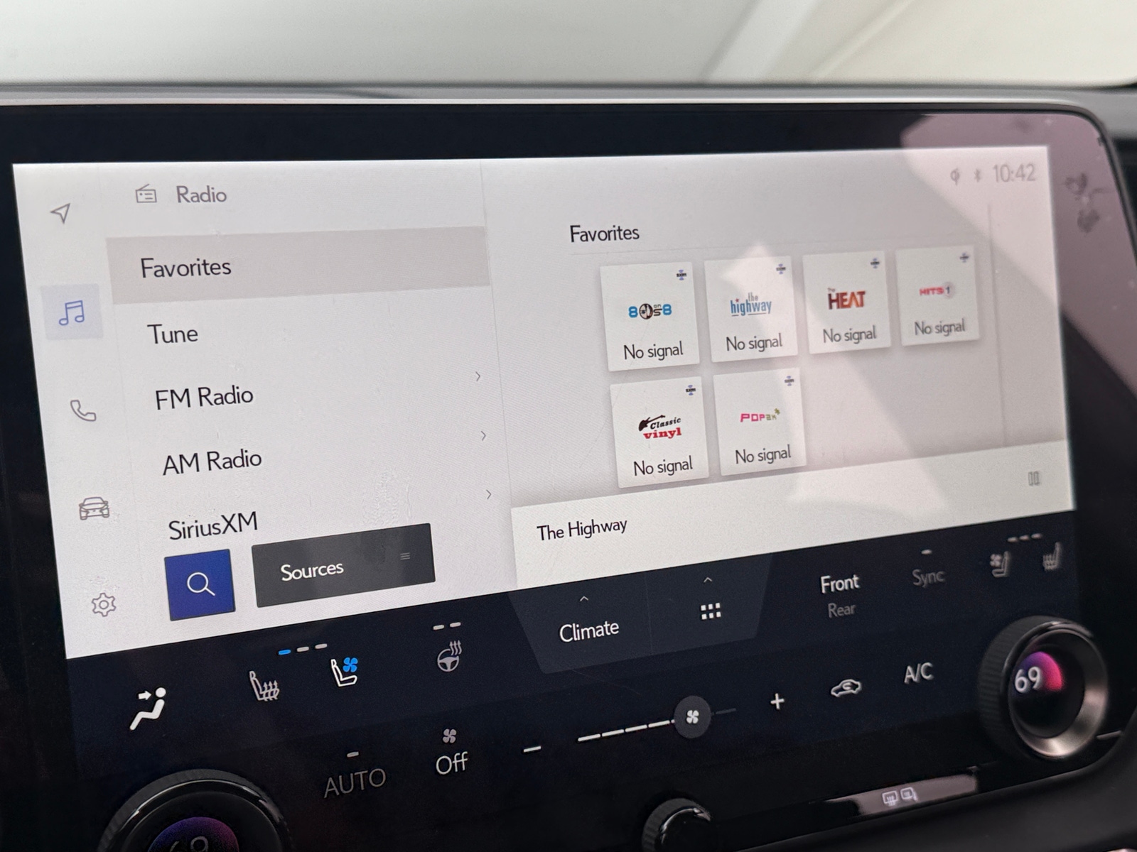 Thumbnail: 2024 Lexus RX - 4
