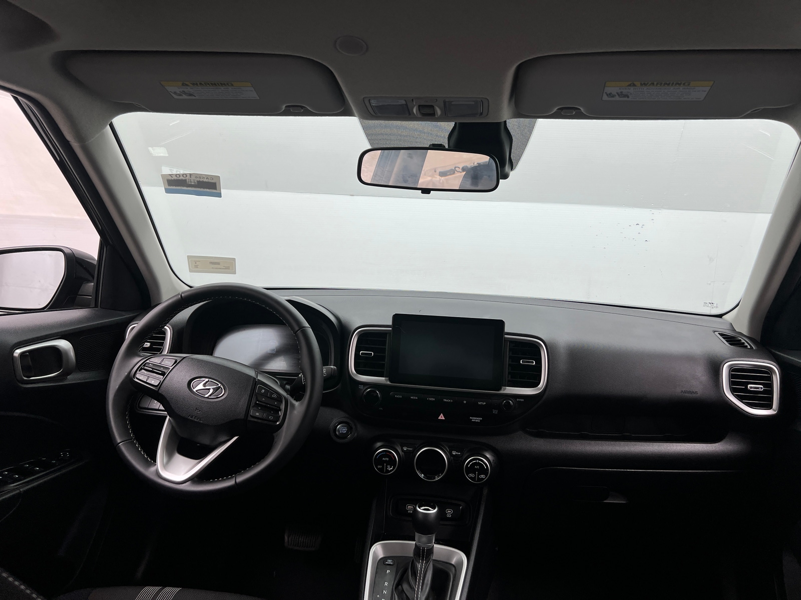 Thumbnail: 2024 Hyundai Venue - 3