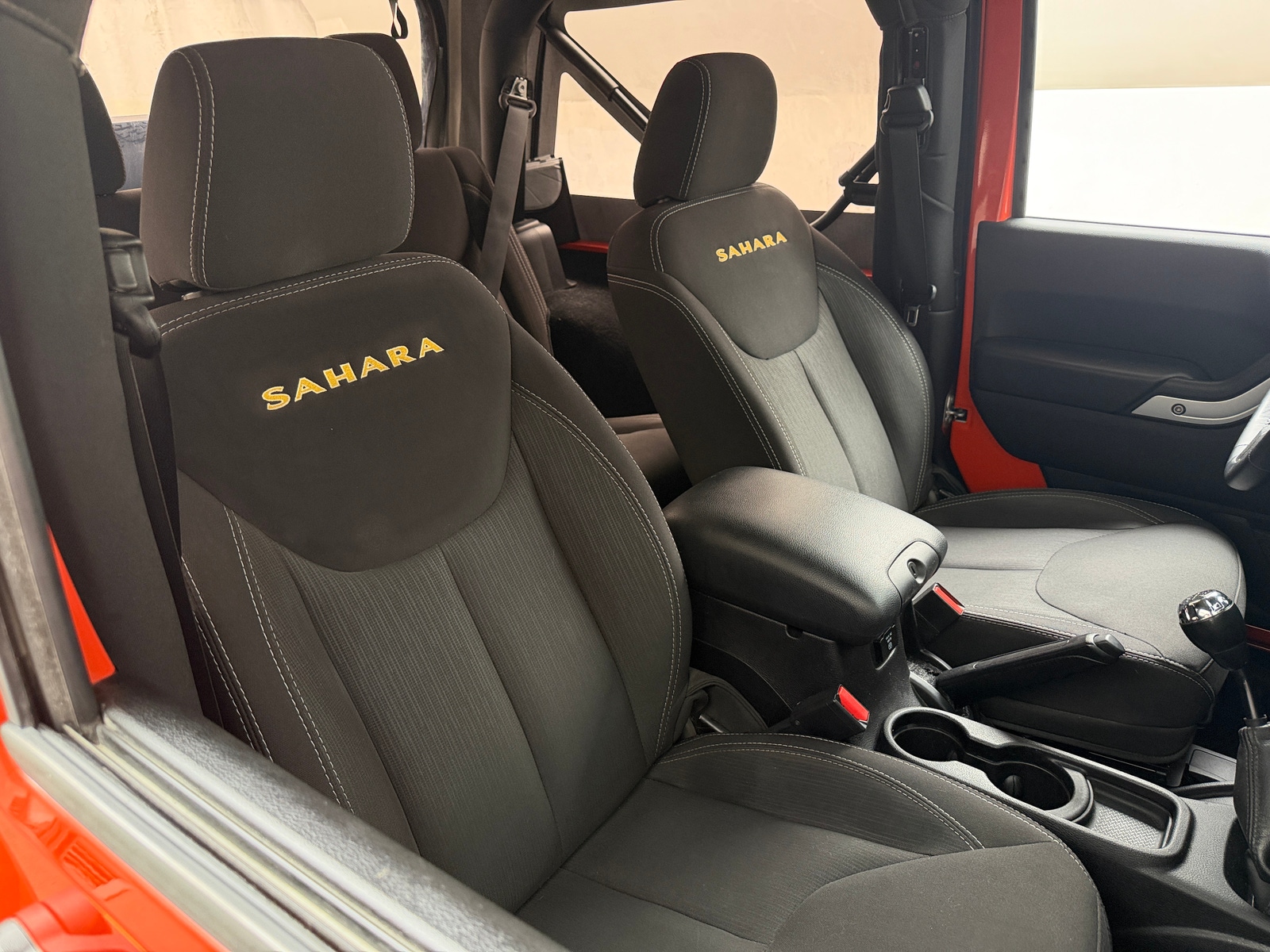 Thumbnail: 2015 Jeep Wrangler - 2