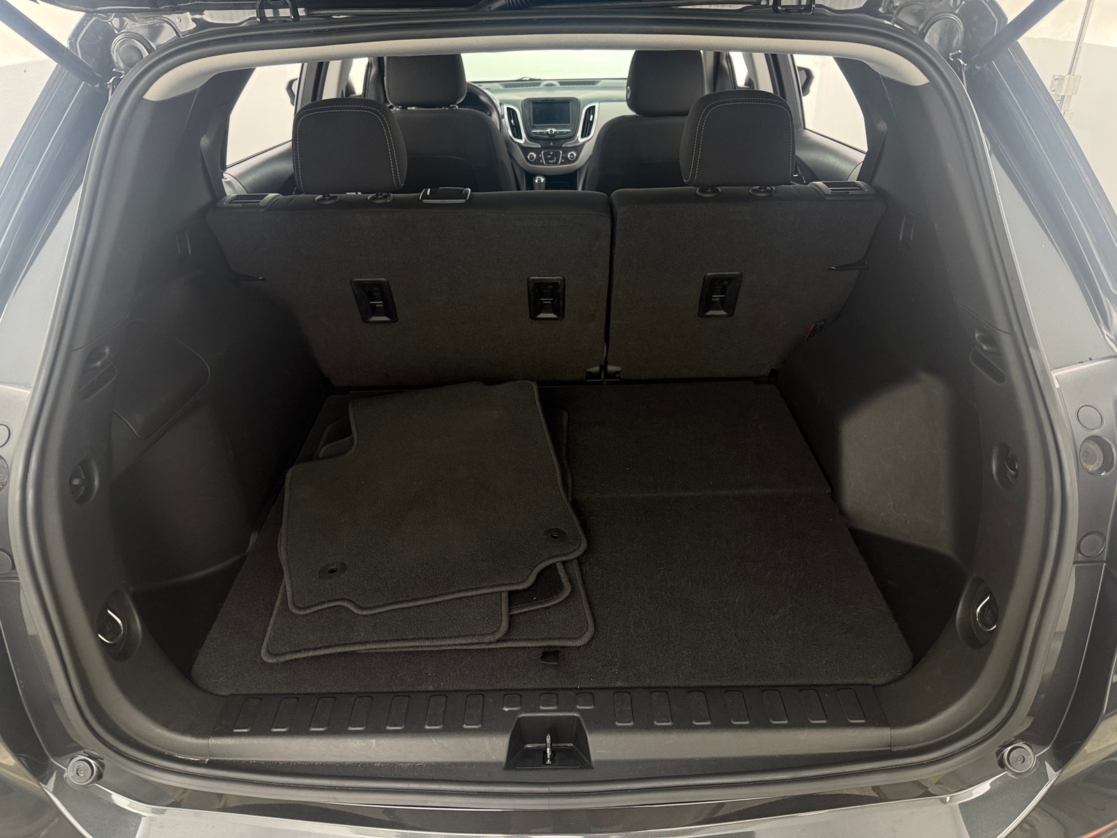 Thumbnail: 2021 Chevrolet Equinox - 7