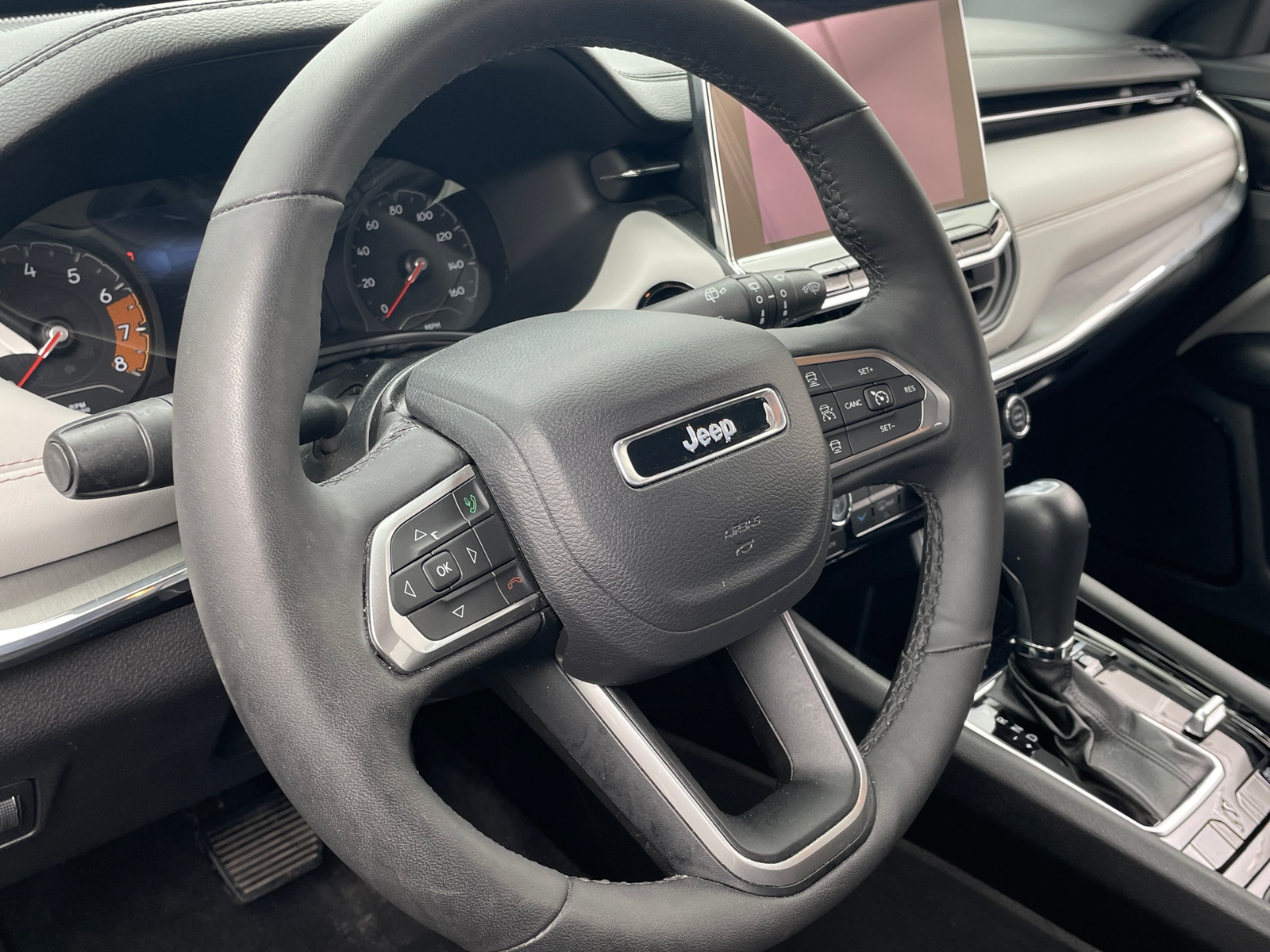 Thumbnail: 2023 Jeep Compass - 4