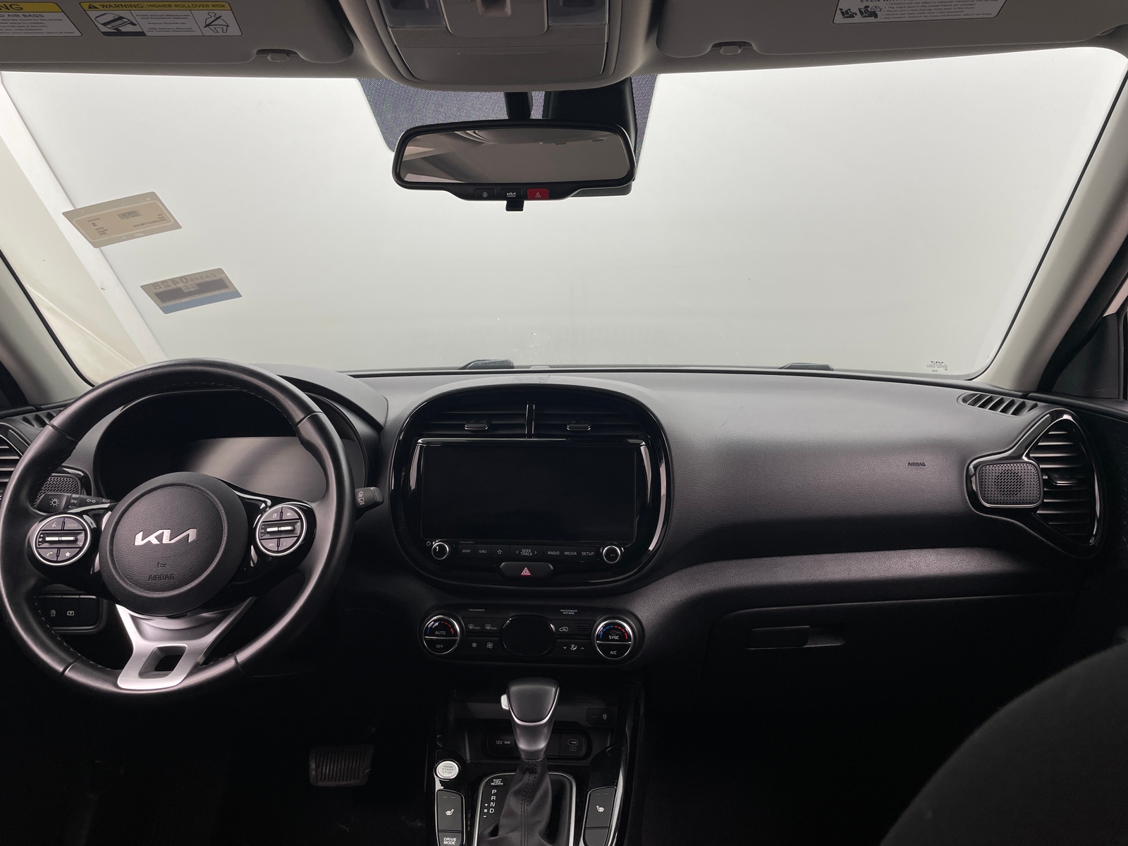 Thumbnail: 2023 Kia Soul - 3