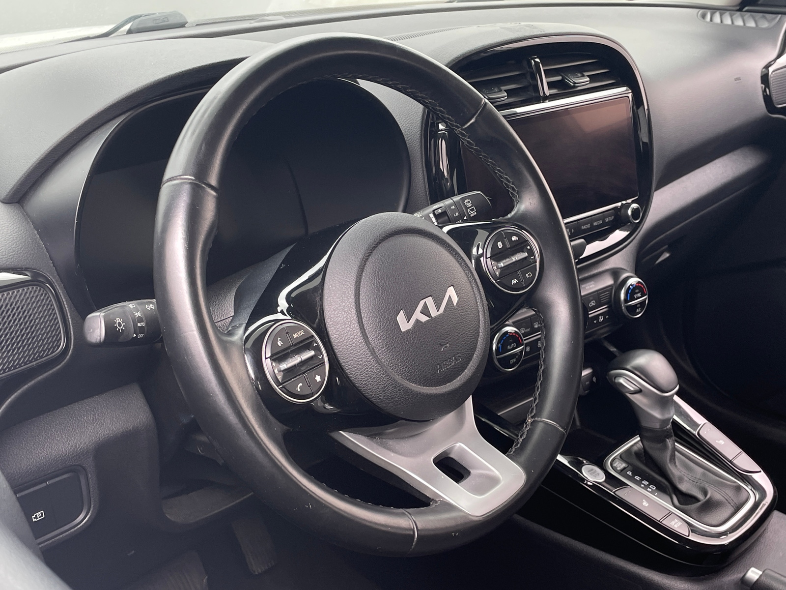 Thumbnail: 2023 Kia Soul - 5
