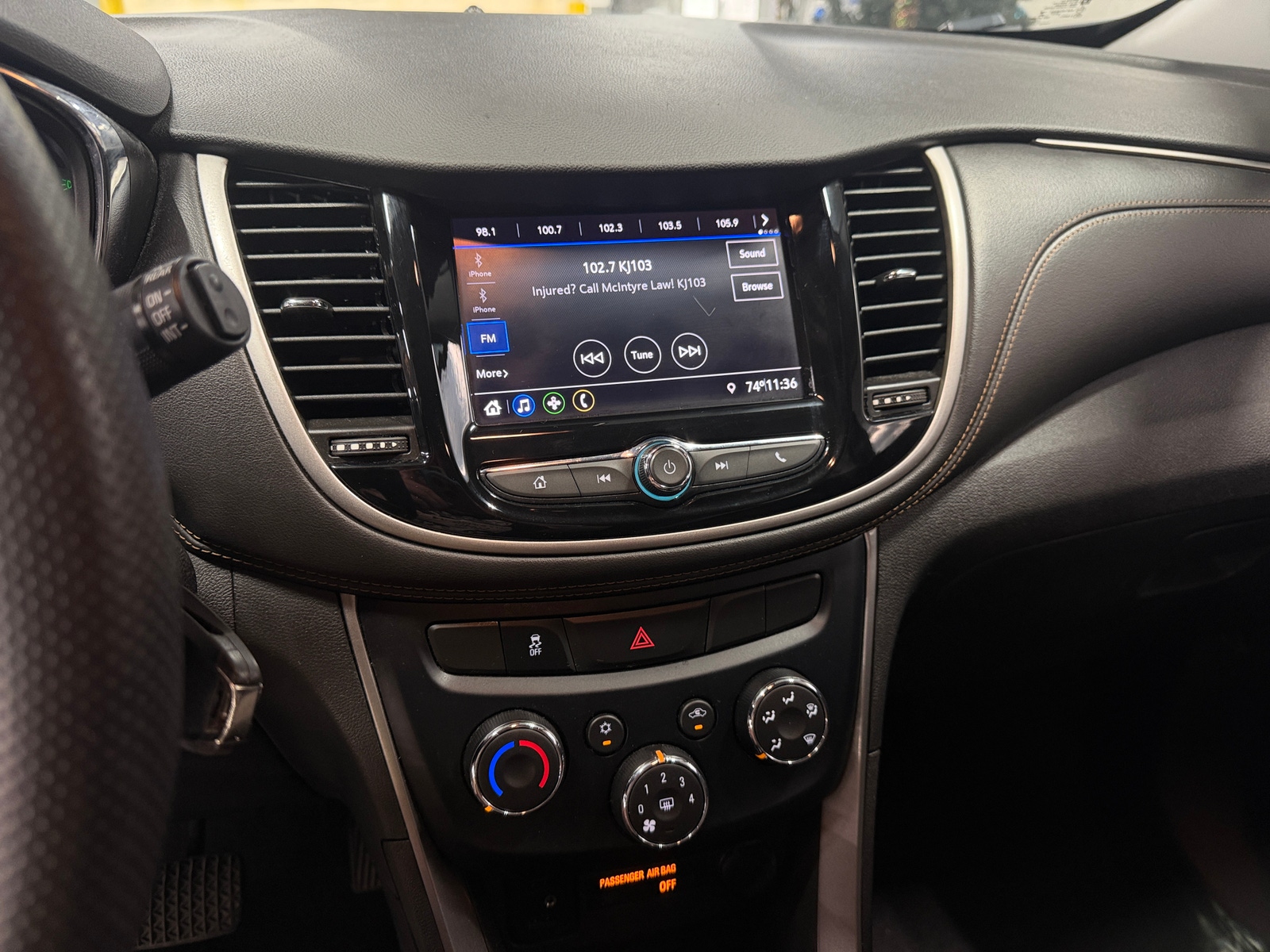 Thumbnail: 2020 Chevrolet Trax - 4