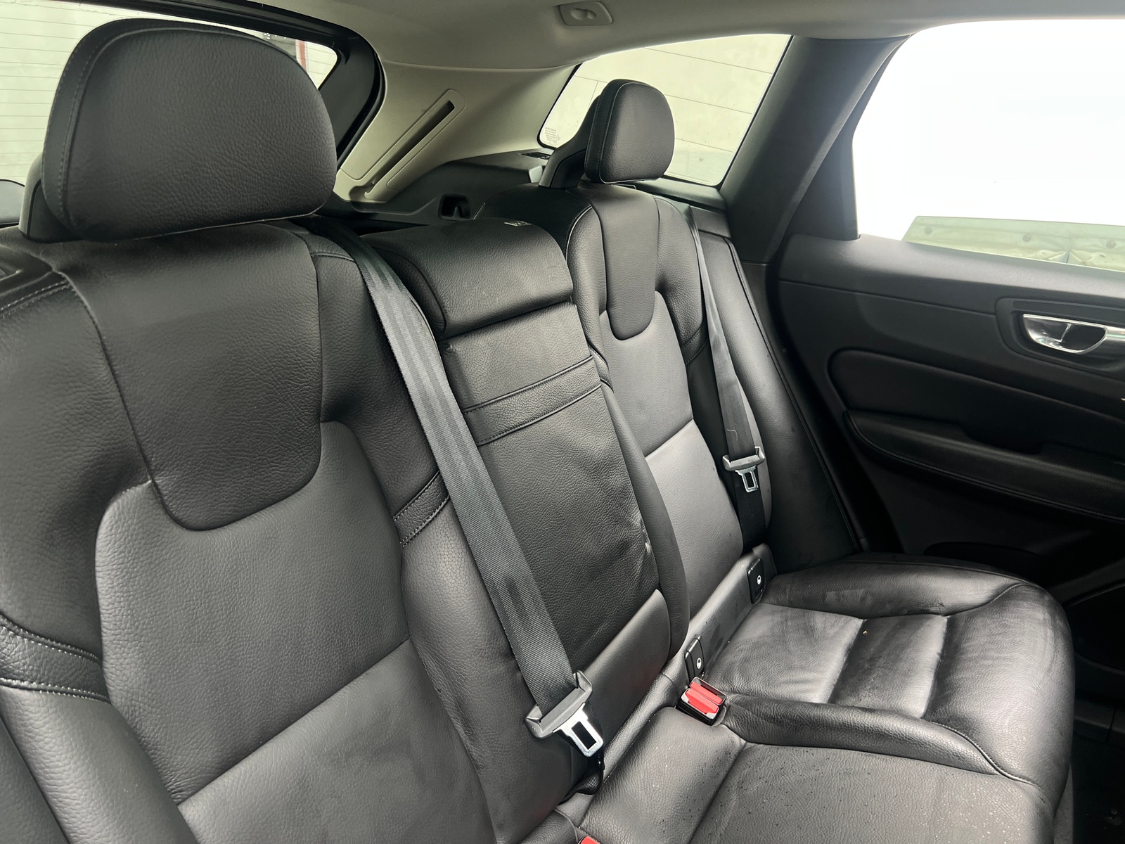 Thumbnail: 2018 Volvo XC60 - 5