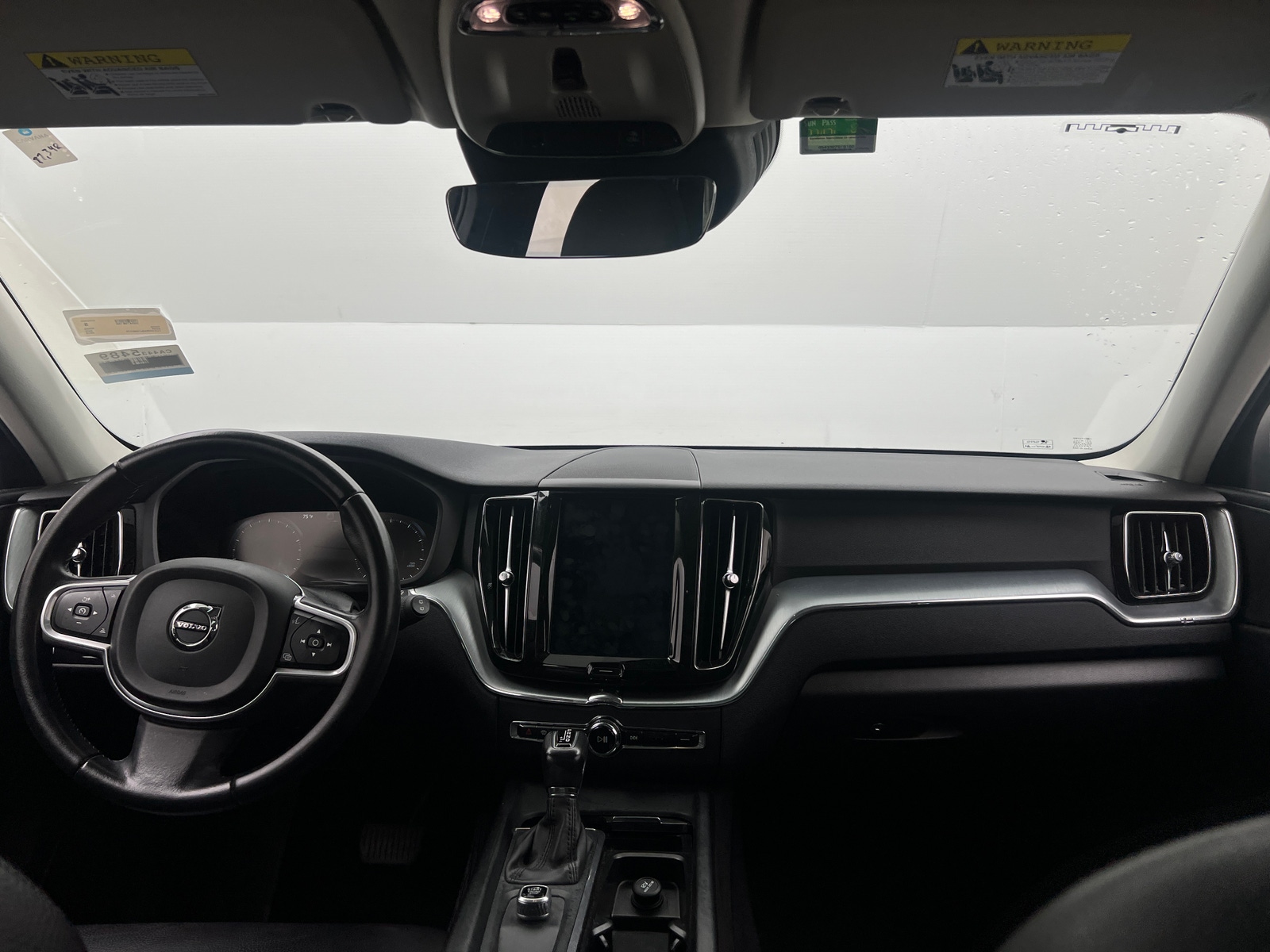 Thumbnail: 2018 Volvo XC60 - 2