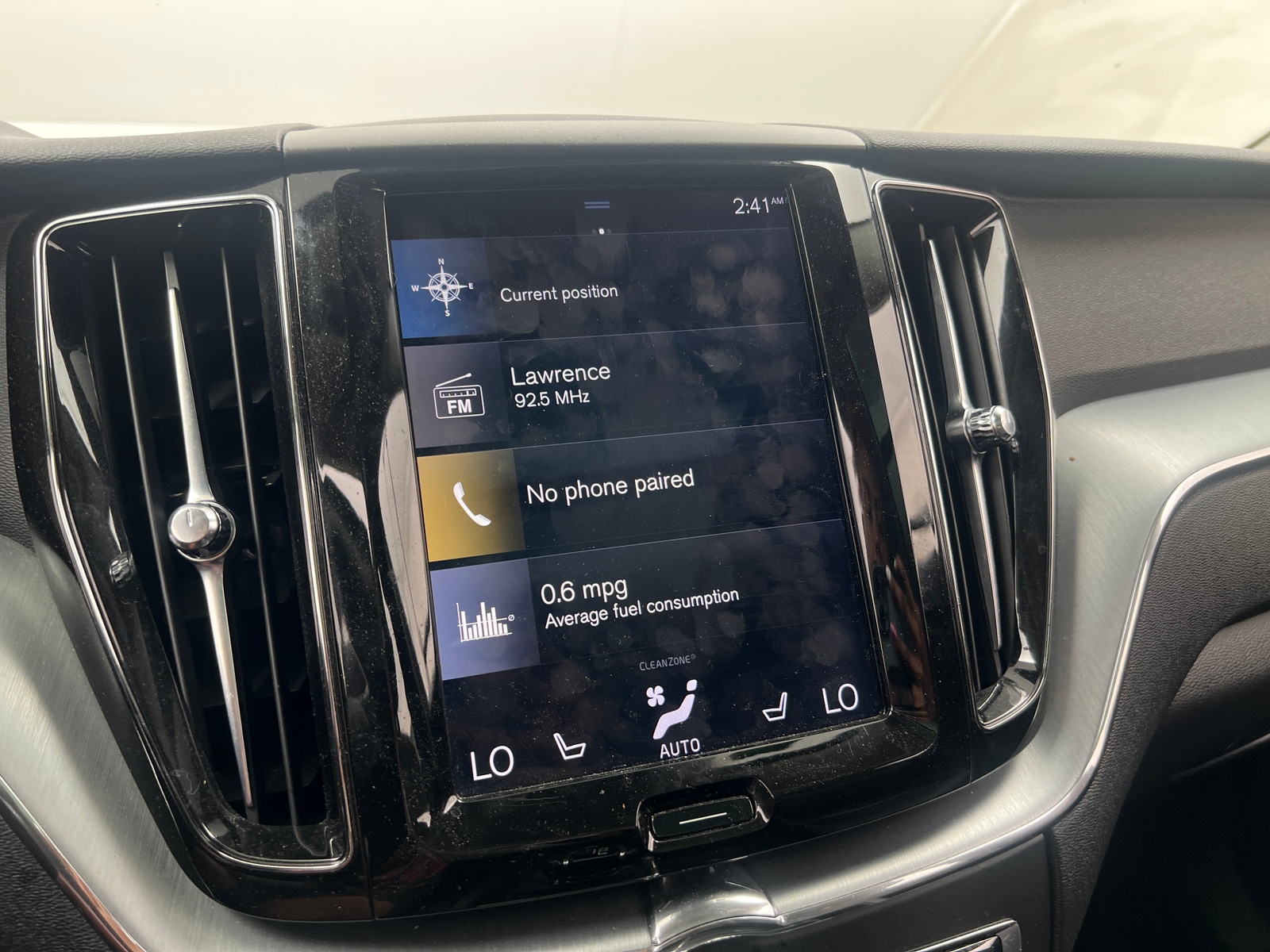 Thumbnail: 2018 Volvo XC60 - 3