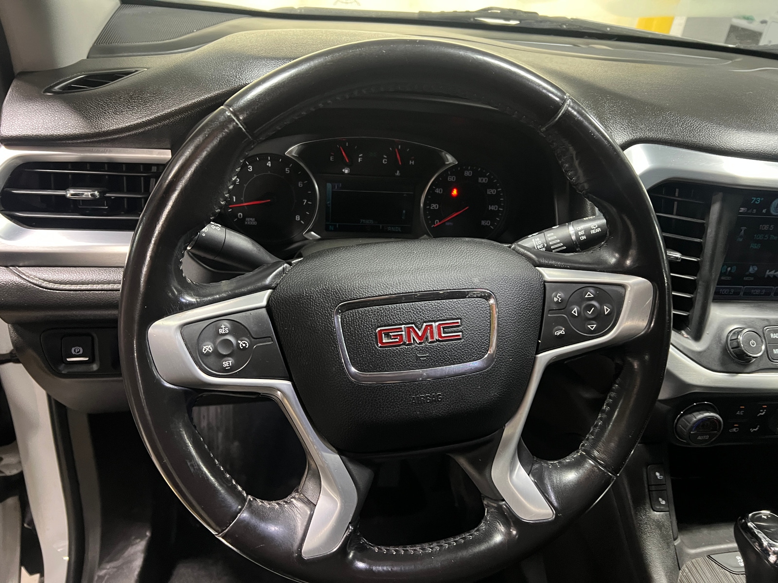 Thumbnail: 2018 GMC Acadia - 4