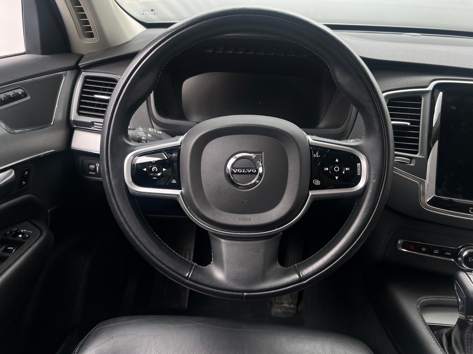 Thumbnail: 2021 Volvo XC90 - 4