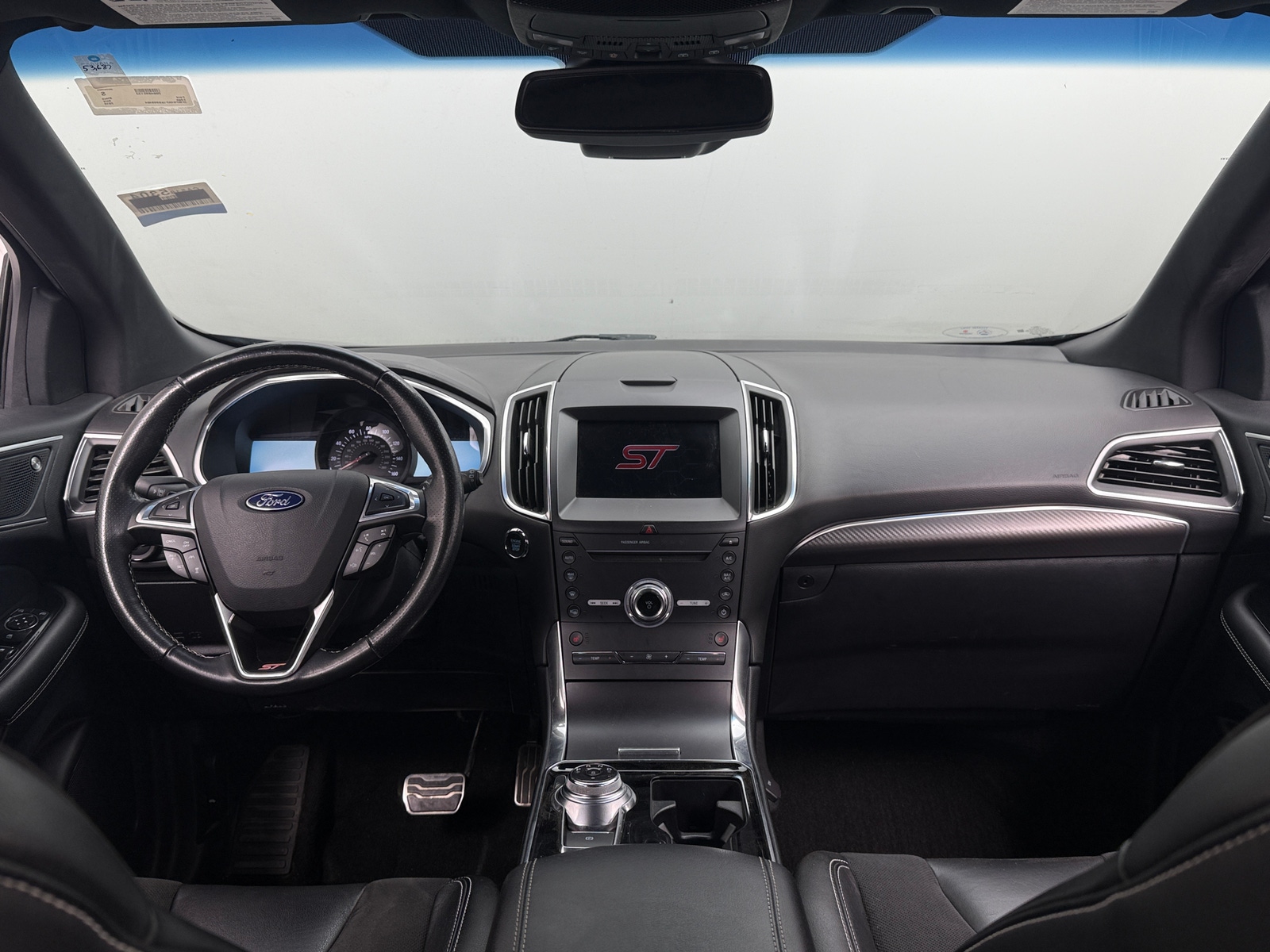 Thumbnail: 2019 Ford Edge - 2
