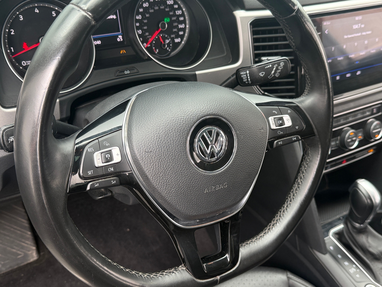 Thumbnail: 2018 Volkswagen Atlas - 4