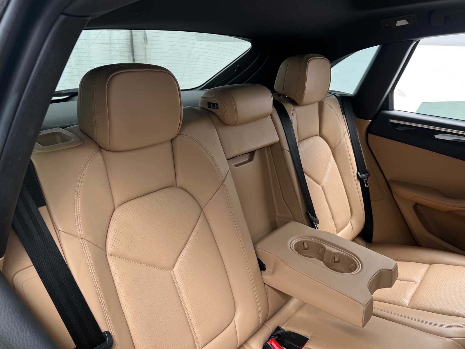 Thumbnail: 2018 Porsche Macan - 5