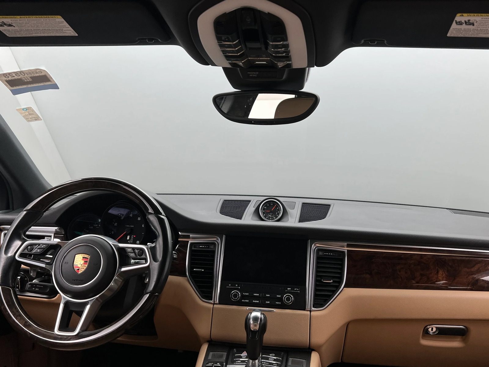 Thumbnail: 2018 Porsche Macan - 2