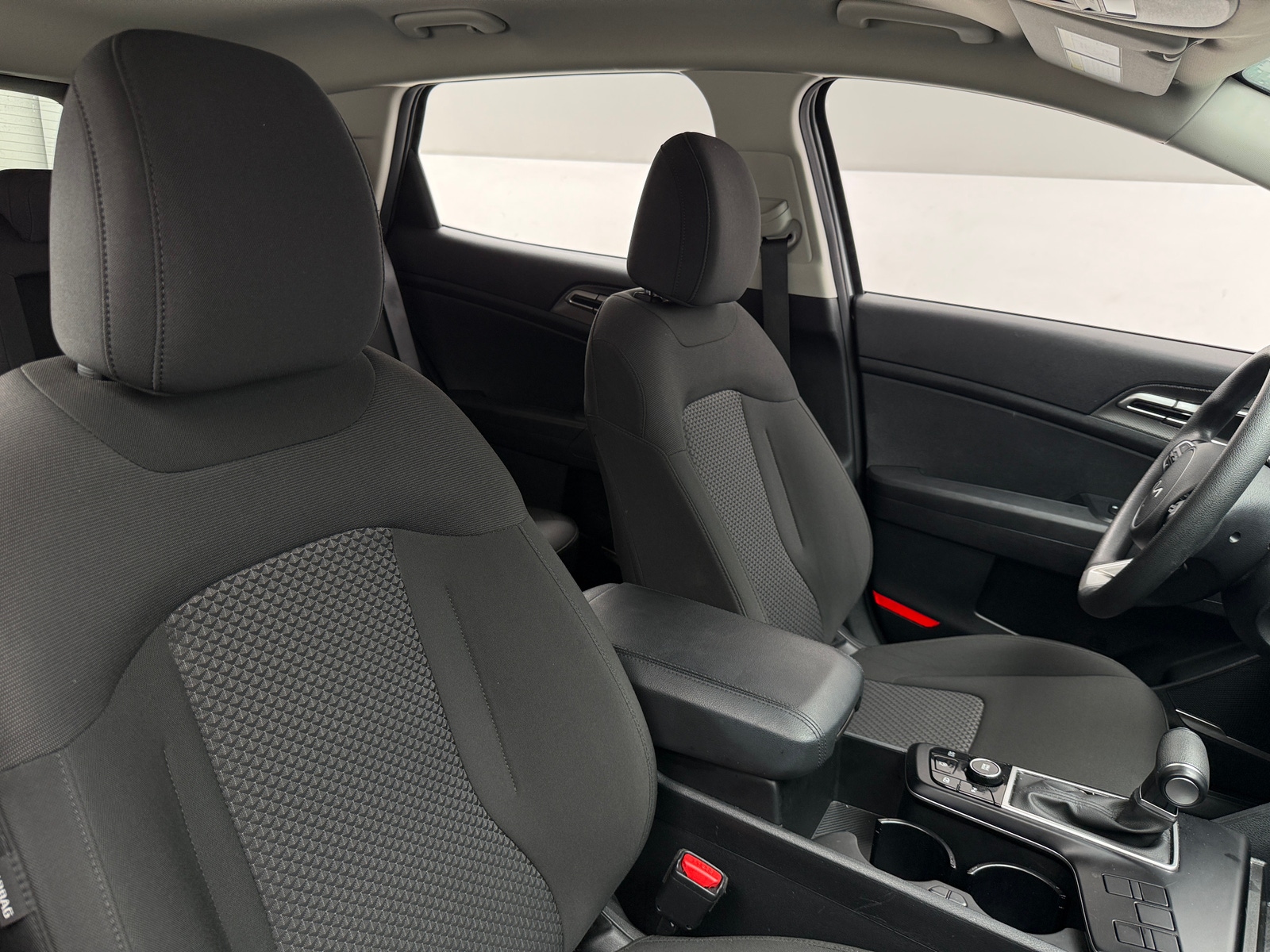 Thumbnail: 2025 Kia Sportage - 2