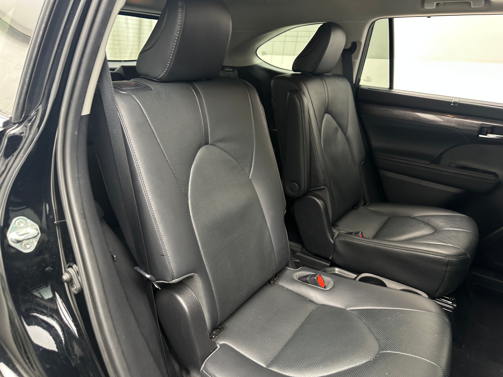 Thumbnail: 2020 Toyota Highlander - 5