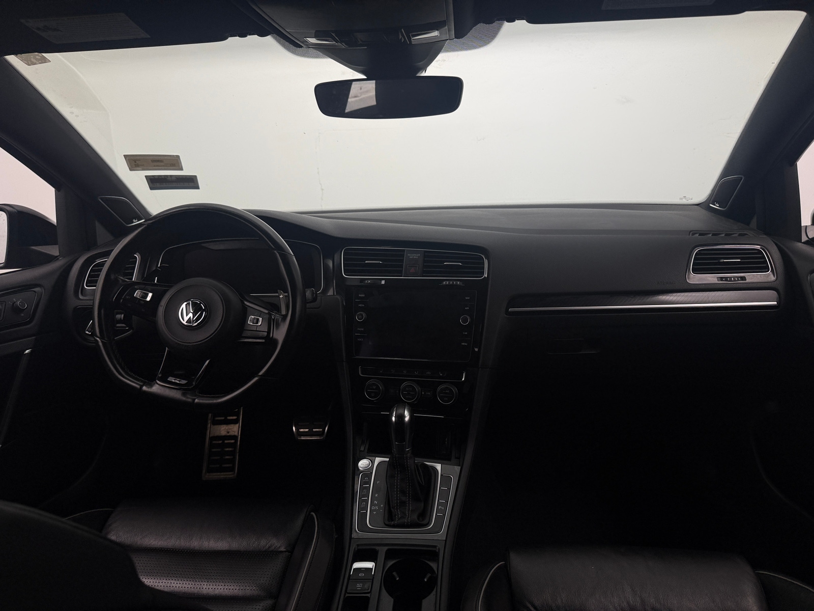 Thumbnail: 2019 Volkswagen Golf - 2