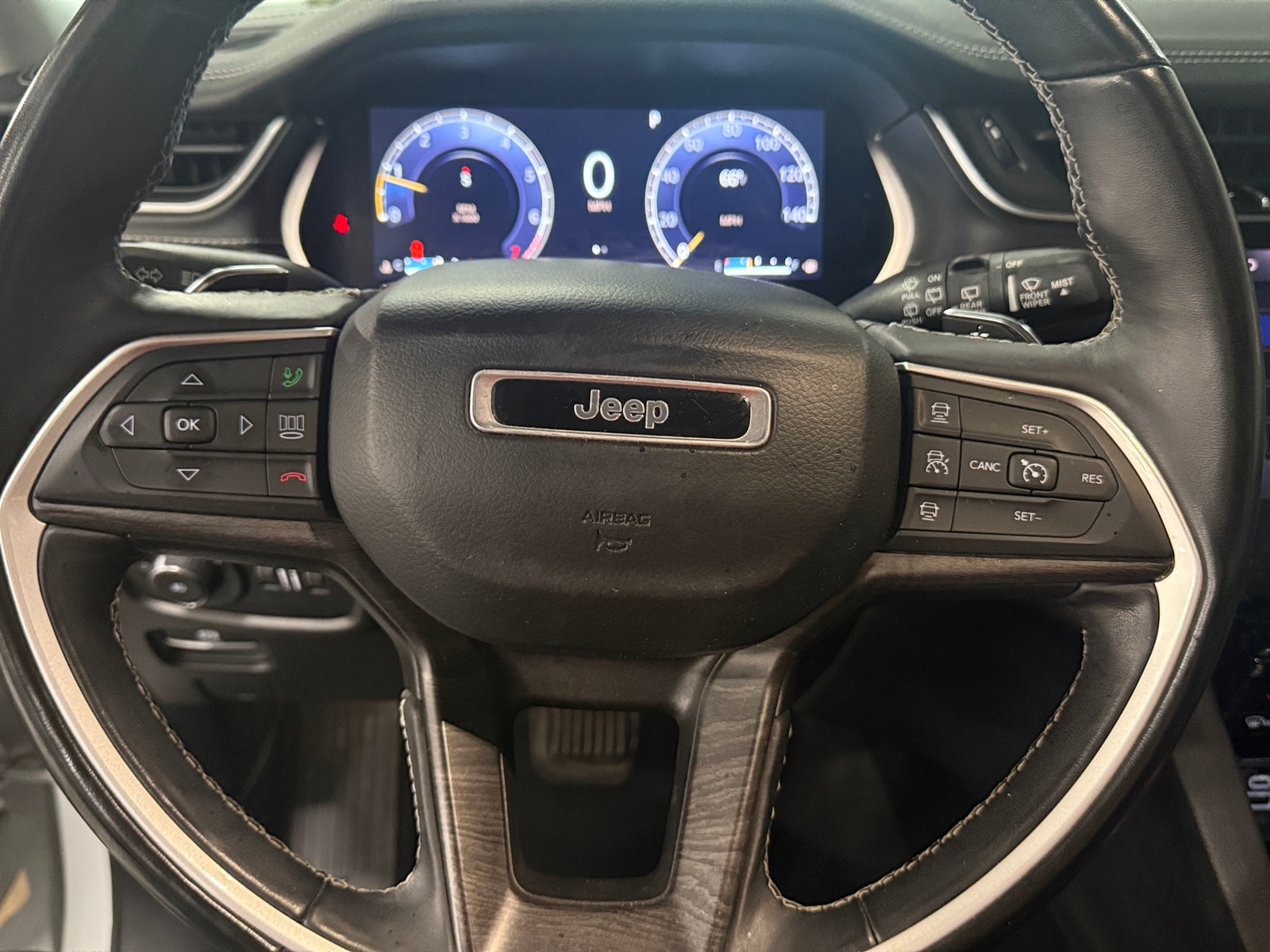 Thumbnail: 2021 Jeep Grand Cherokee L - 4