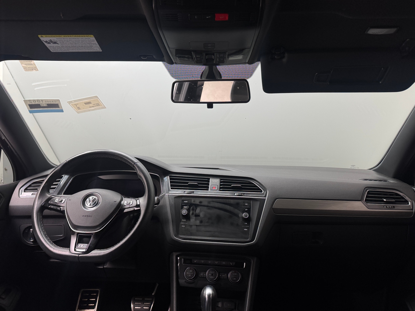 Thumbnail: 2019 Volkswagen Tiguan - 2