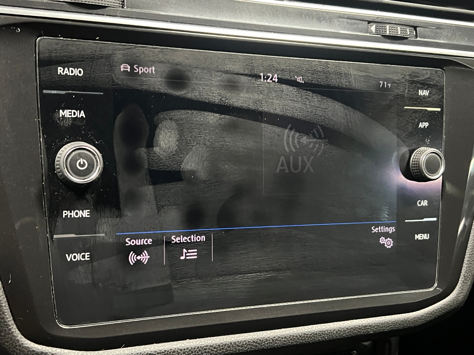 Thumbnail: 2019 Volkswagen Tiguan - 3